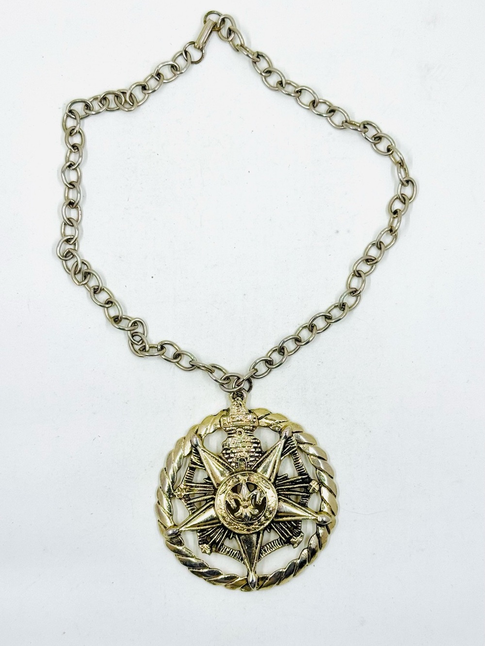 Vintage Gold-Tone Masonic Freemason Star Castle Fleur de Lis Medallion Necklace